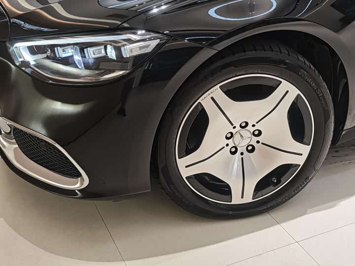 Фото 3 - Mercedes-Benz Maybach S-Class