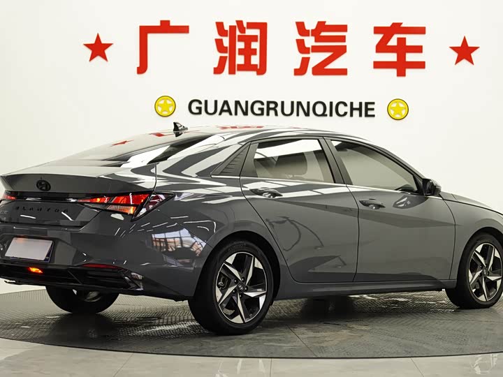 Фото 5 - Hyundai Elantra N line