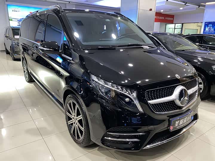 Фото 3 - Mercedes-Benz V-Class