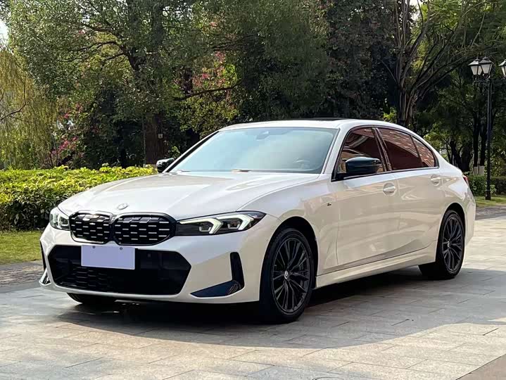 Фото 1 - BMW 3 Series