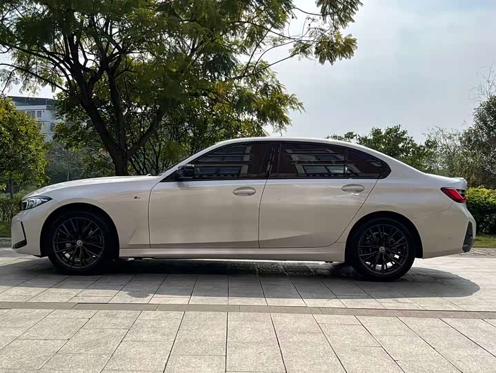 Фото 3 - BMW 3 Series