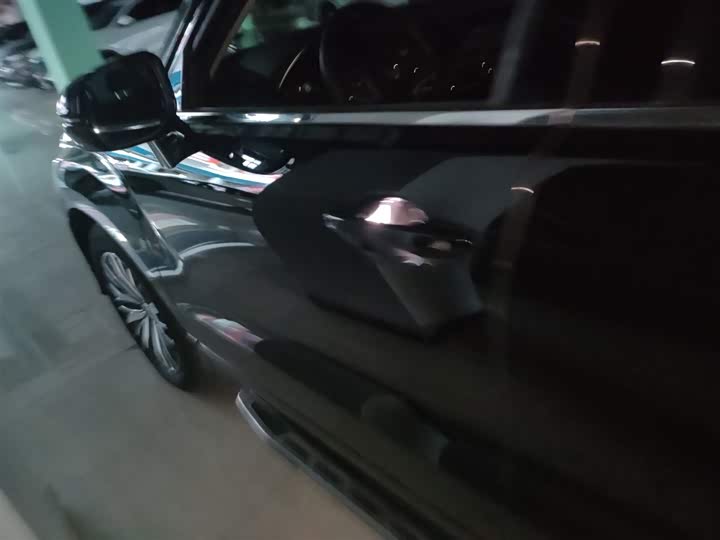 Фото 5 - Honda Avancier