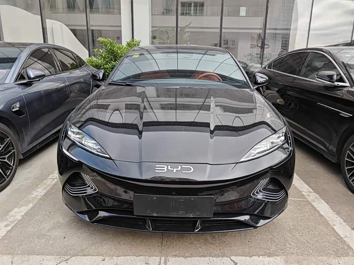 Фото 3 - BYD Seal