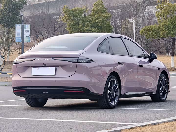 Фото 8 - GAC Aion RT