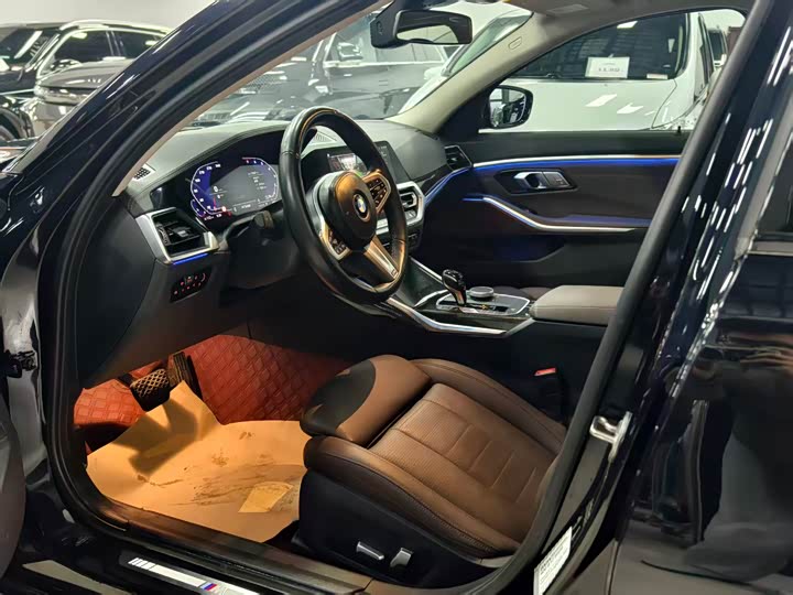 Фото 6 - BMW 3 Series