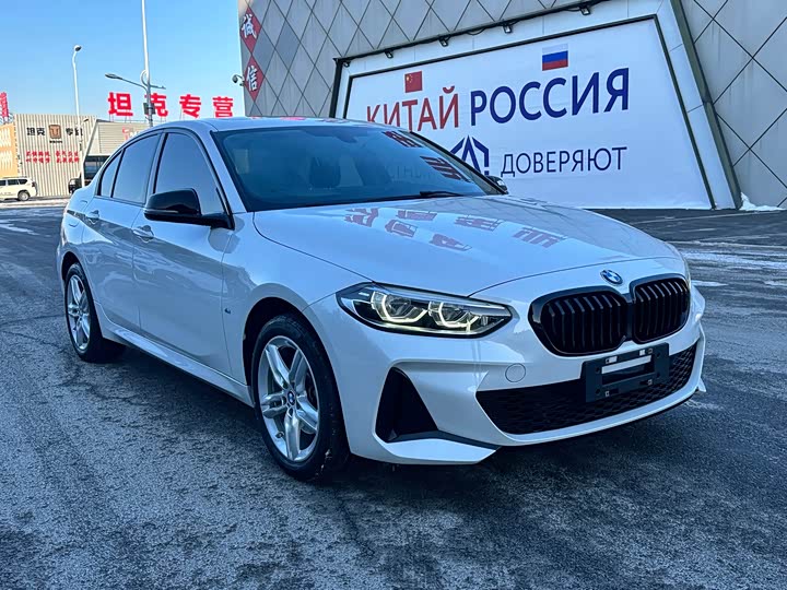 Фото 3 - BMW 1 Series