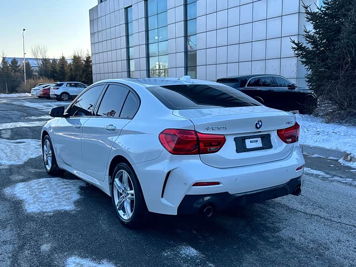 Фото 5 - BMW 1 Series