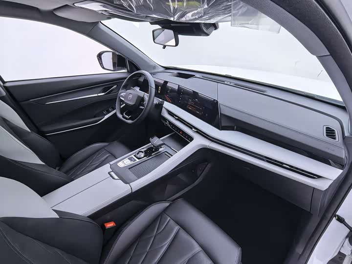 Фото 7 - Changan CS75 Plus