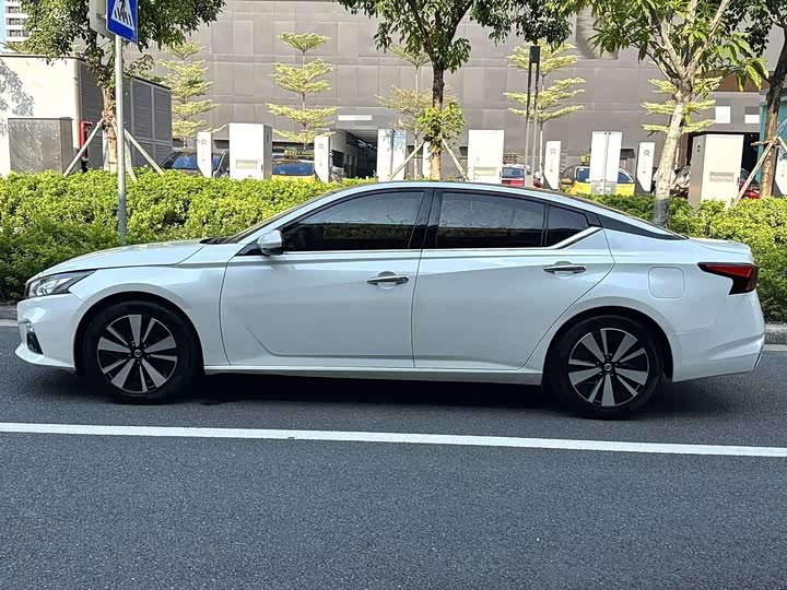 Фото 3 - Nissan Teana