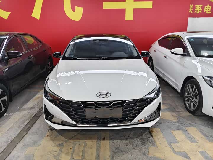Фото 2 - Hyundai Elantra N line