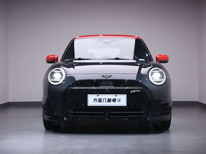 Фото 3 - Mini Cooper