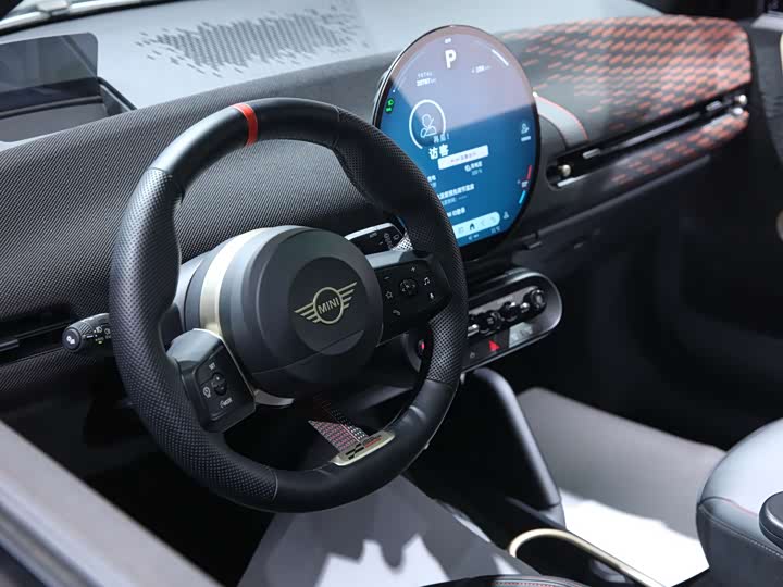 Фото 5 - Mini Cooper