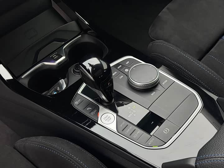 Фото 8 - BMW 2 Series