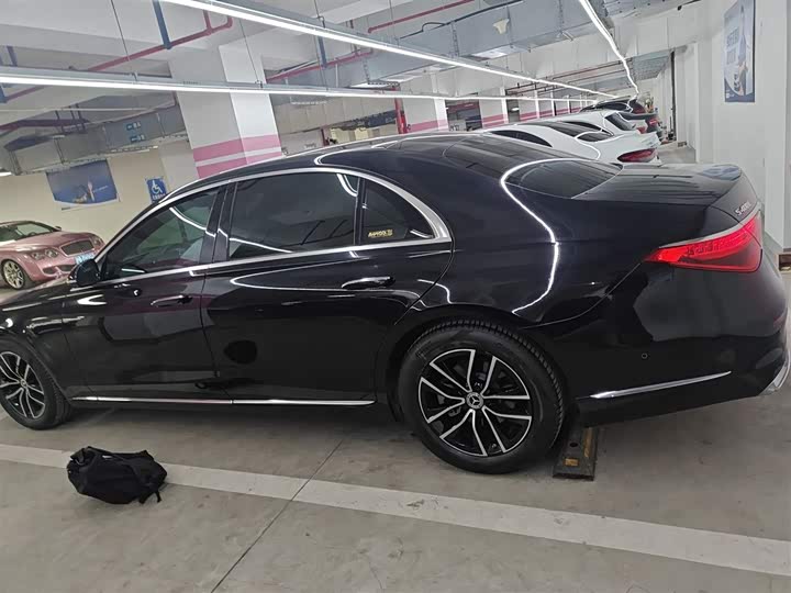 Фото 5 - Mercedes-Benz S-Class