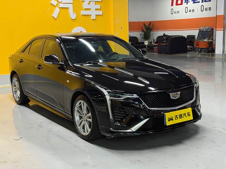 Фото 3 - Cadillac CT4