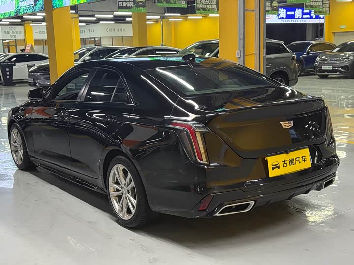 Фото 5 - Cadillac CT4