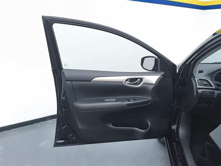 Фото 7 - Nissan Sylphy