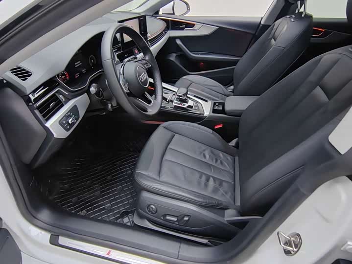 Фото 6 - Audi A5