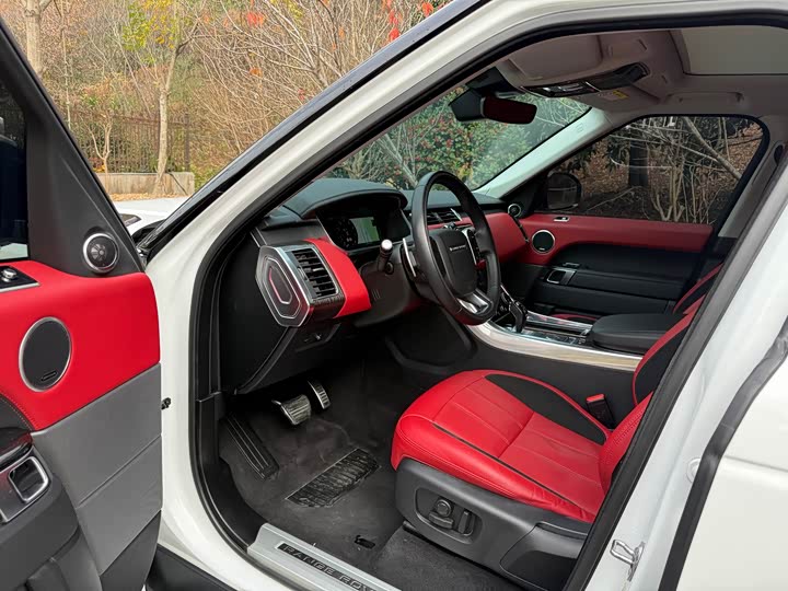 Фото 8 - Land Rover Range Rover Sport