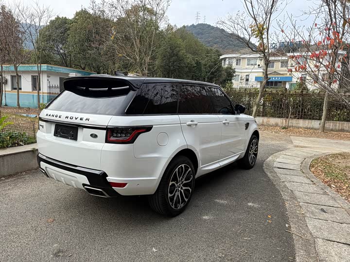 Фото 9 - Land Rover Range Rover Sport