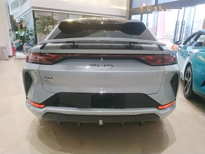 Фото 6 - BYD Song L