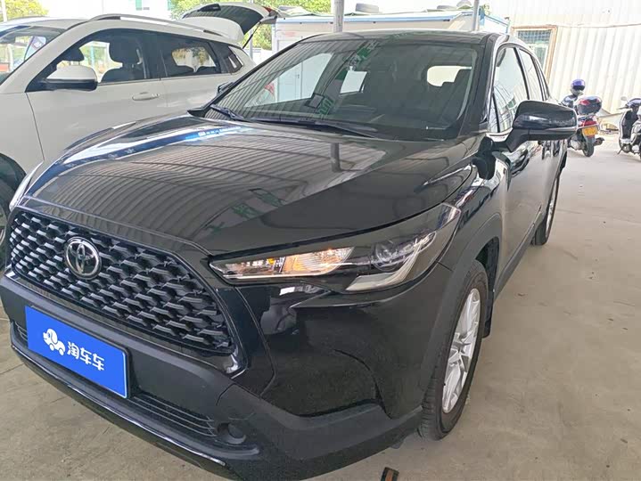 Фото 1 - Toyota Corolla Cross