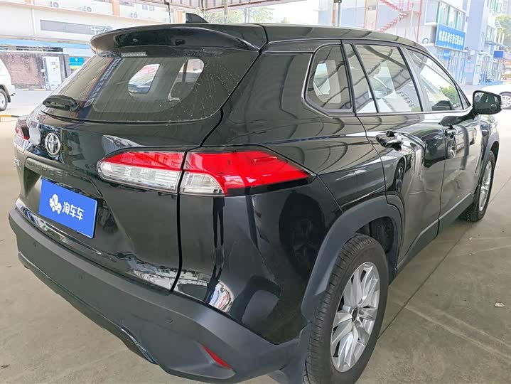 Фото 3 - Toyota Corolla Cross