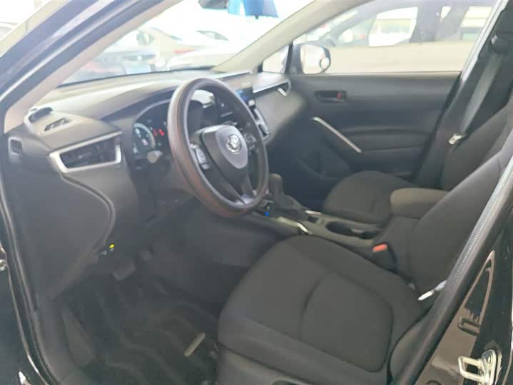 Фото 9 - Toyota Corolla Cross