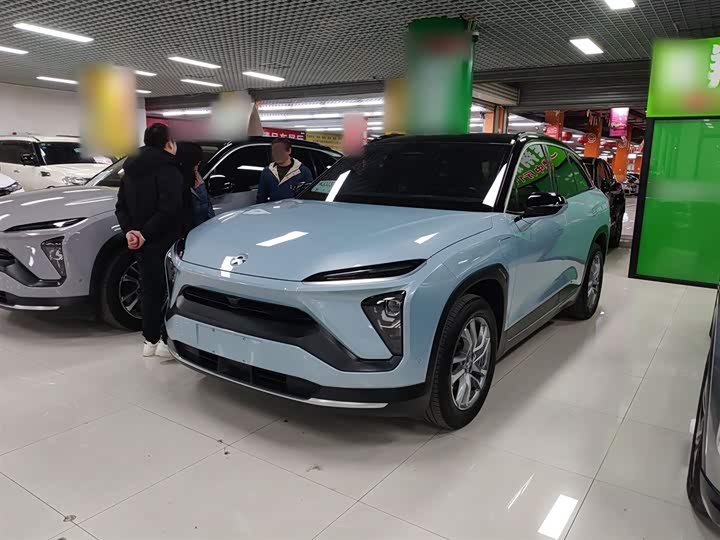 Фото 2 - Nio ES6