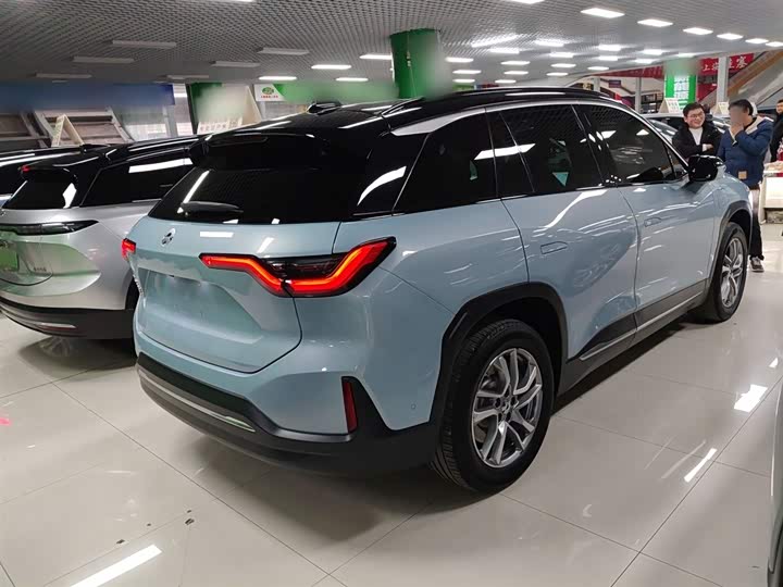 Фото 7 - Nio ES6
