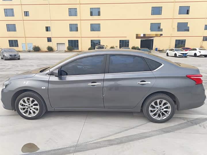 Фото 5 - Nissan Sylphy