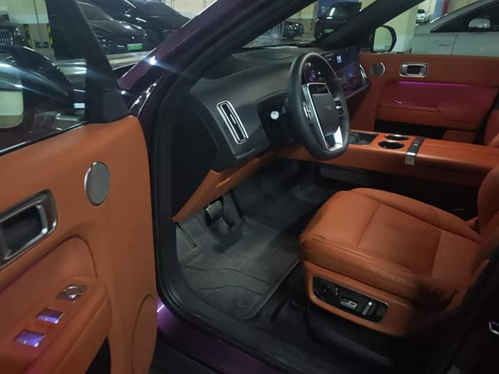 Фото 9 - LiXiang L9