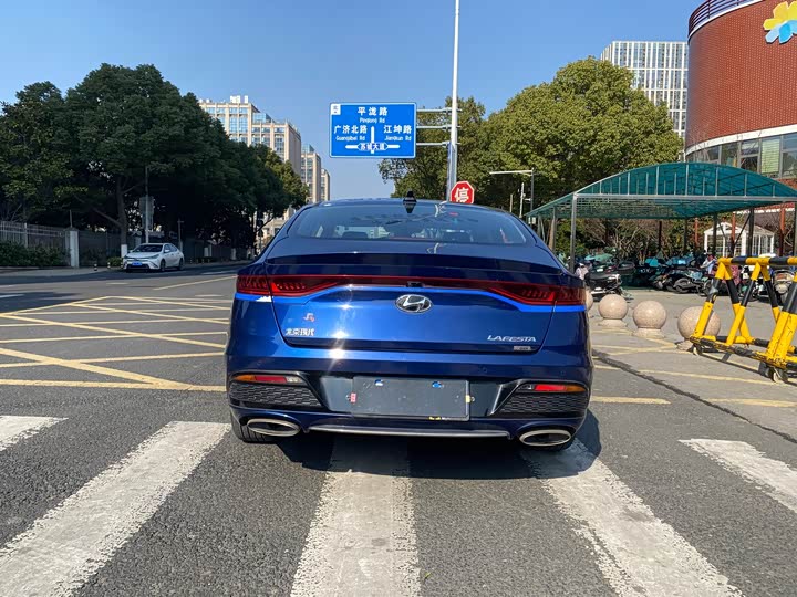 Фото 5 - Hyundai Lafesta