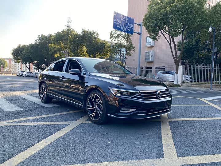 Фото 3 - Volkswagen Magotan