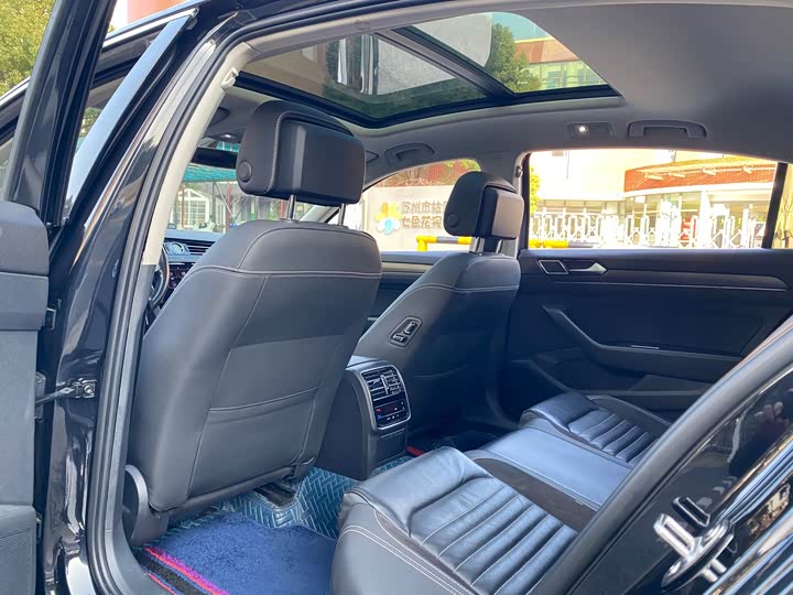 Фото 8 - Volkswagen Magotan