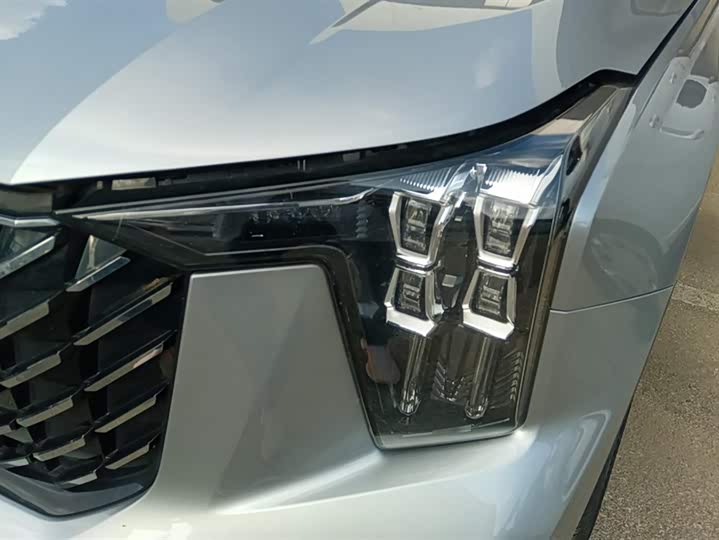 Фото 5 - GAC Trumpchi GS8