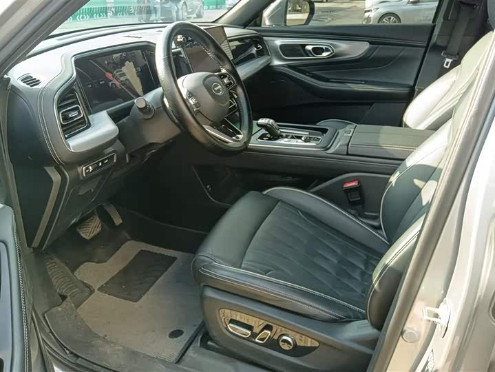 Фото 9 - GAC Trumpchi GS8