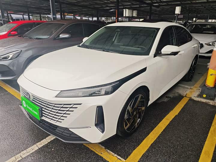 Фото 2 - Changan Yida