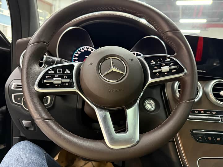 Фото 6 - Mercedes-Benz GLC-Class
