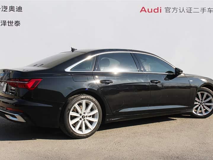 Фото 3 - Audi A6L