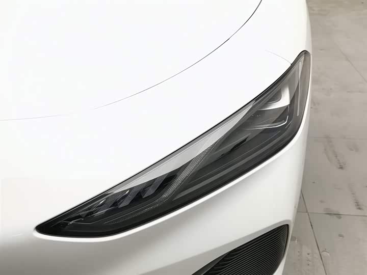 Фото 7 - Roewe D7