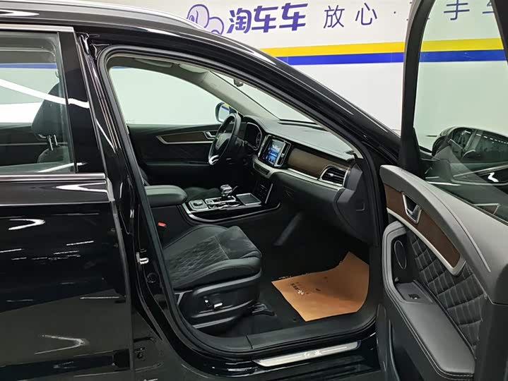 Фото 8 - Hongqi HS7