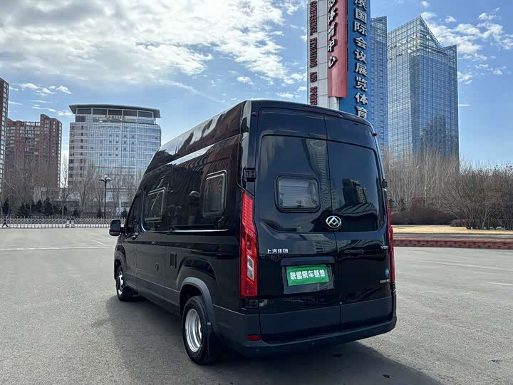 Фото 4 - Maxus V90