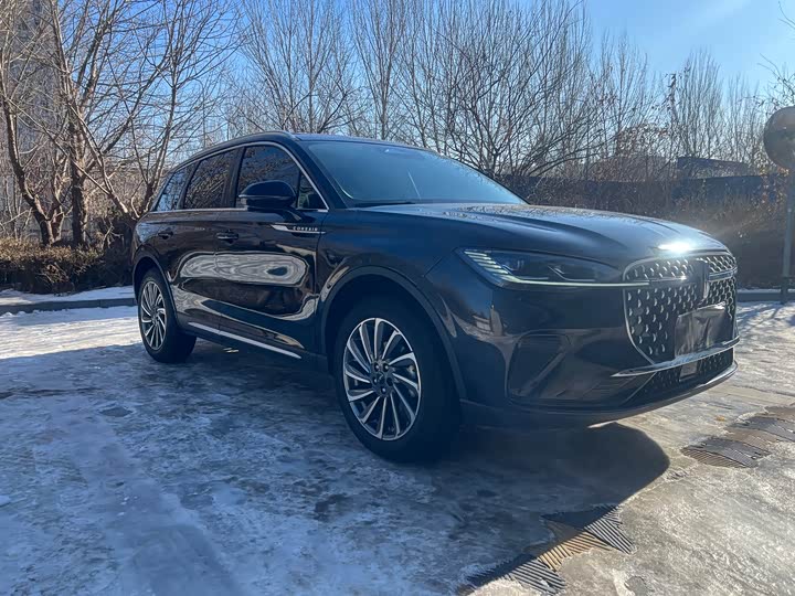 Фото 3 - Lincoln Corsair