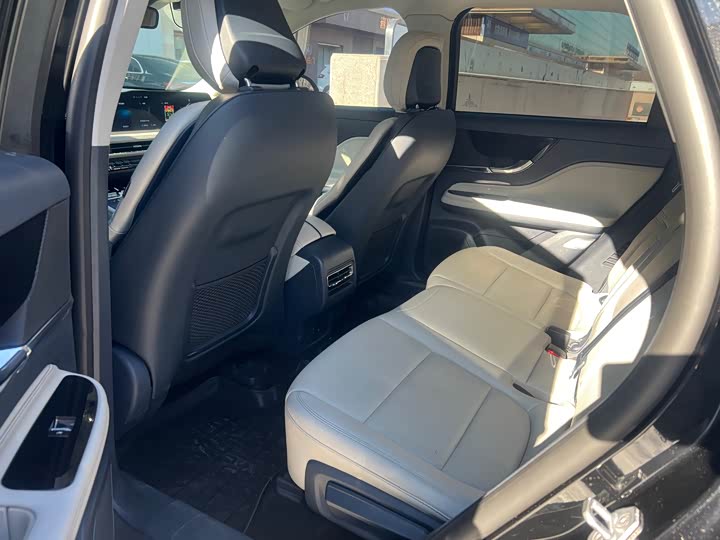 Фото 5 - Lincoln Corsair