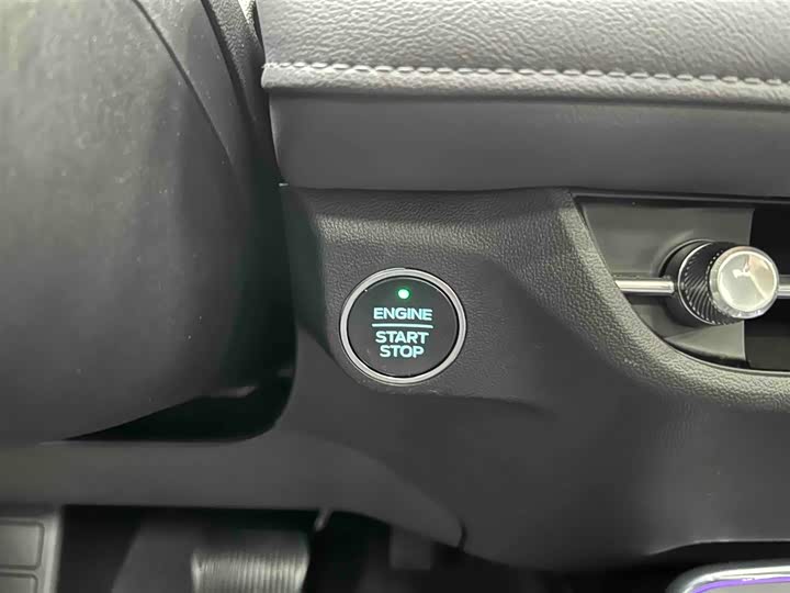 Фото 4 - Ford Mondeo