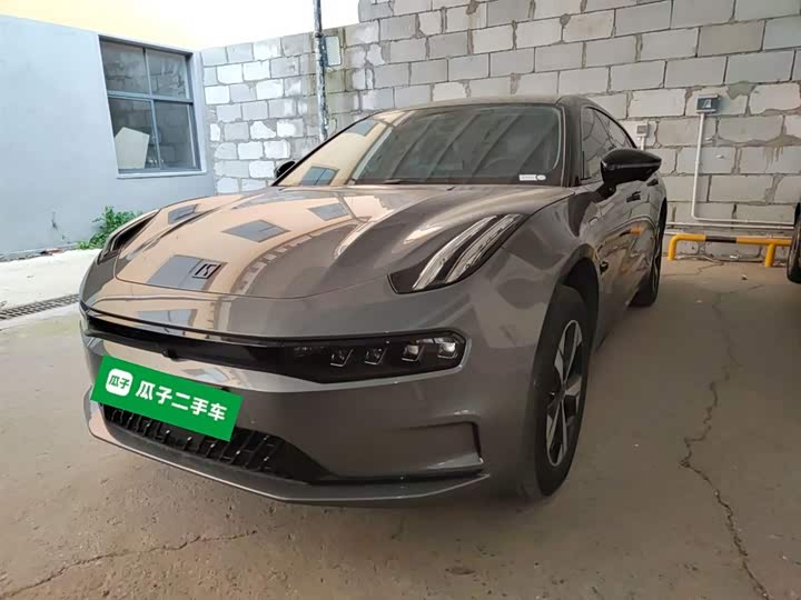 Фото 2 - Zeekr 001