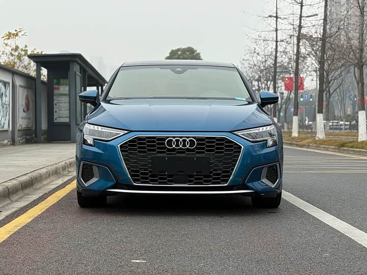 Фото 2 - Audi A3