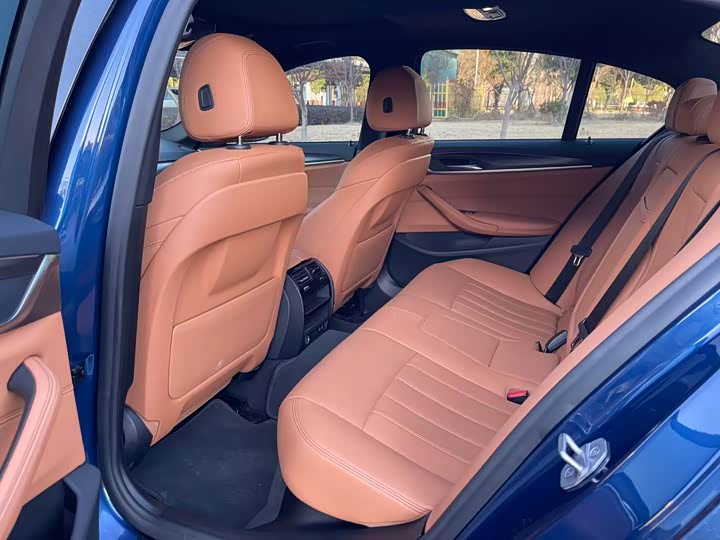 Фото 6 - BMW 5 Series