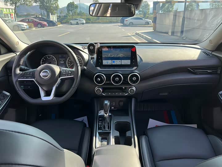 Фото 5 - Nissan Sylphy